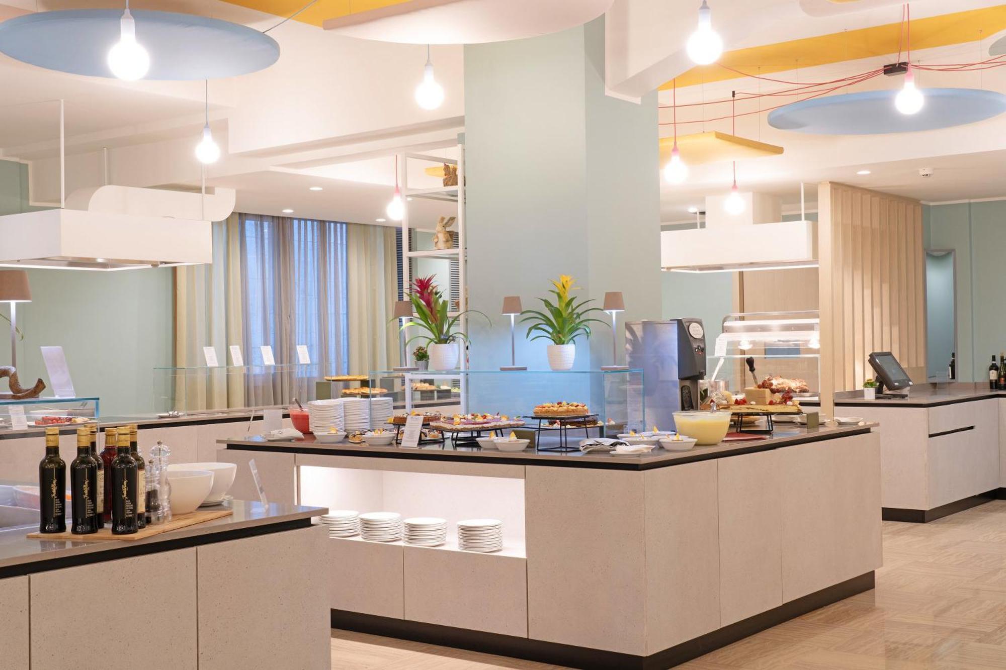 Hotel La Perla - Bike Hotel การ์ดา ภายนอก รูปภาพ
