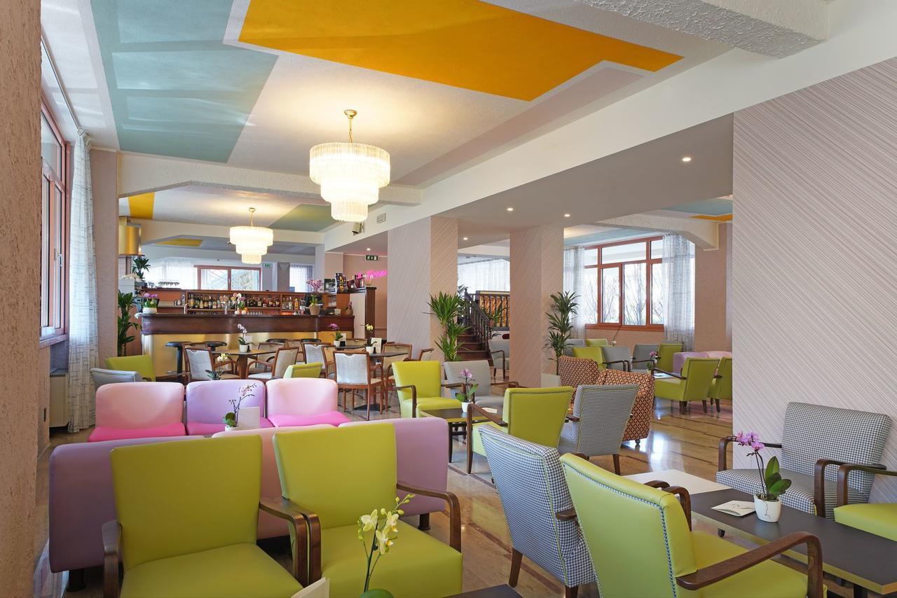 Hotel La Perla - Bike Hotel การ์ดา ภายนอก รูปภาพ