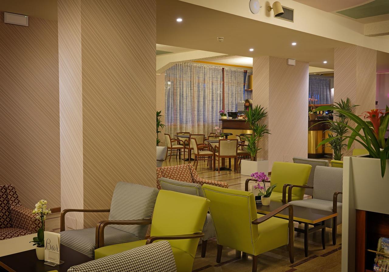 Hotel La Perla - Bike Hotel การ์ดา ภายนอก รูปภาพ