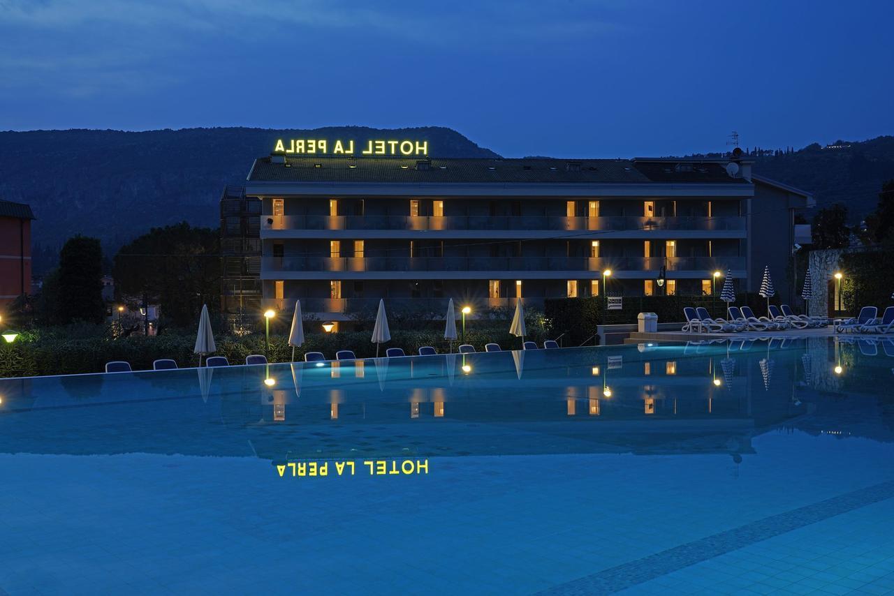 Hotel La Perla - Bike Hotel การ์ดา ภายนอก รูปภาพ